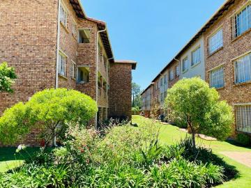 2 Bedroom Apartment / Flat To Rent in Boksburg West