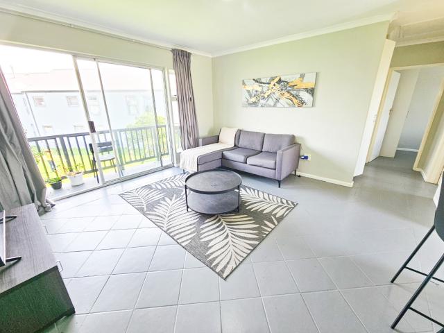 2 Bedroom Apartment / Flat To Rent in Blouberg Sands