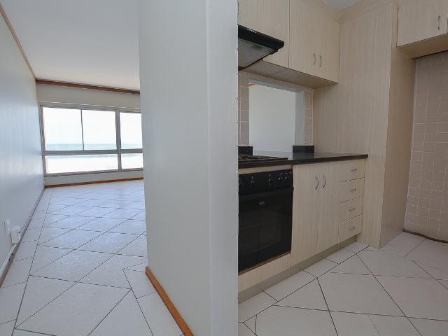 2 Bedroom Apartment / Flat To Rent in Bloubergrant