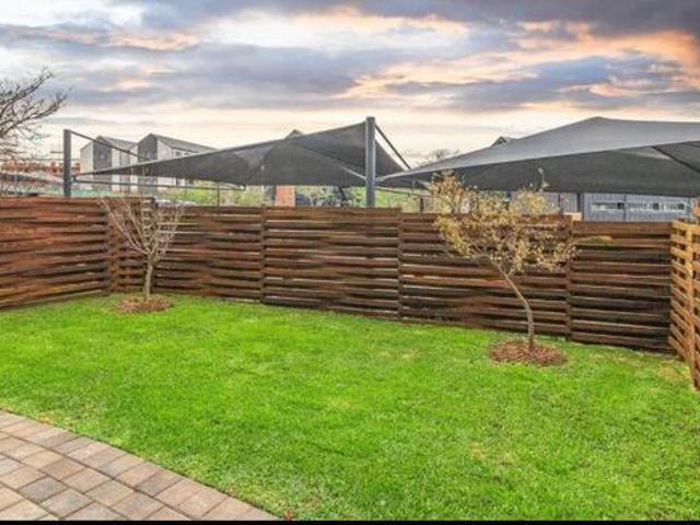 2 Bedroom Apartment / Flat to Rent in Blue Hills Ah