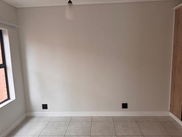 2 Bedroom Apartment / Flat To Rent in Blyde Riverwalk Estate