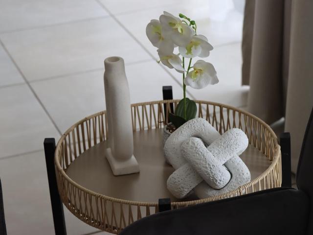 2 Bedroom Apartment / Flat To Rent in Blyde Riverwalk Estate