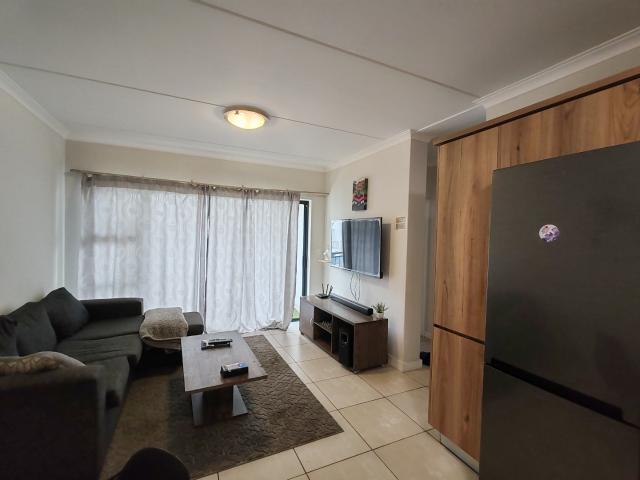 2 Bedroom Apartment / Flat To Rent in Blyde Riverwalk Estate