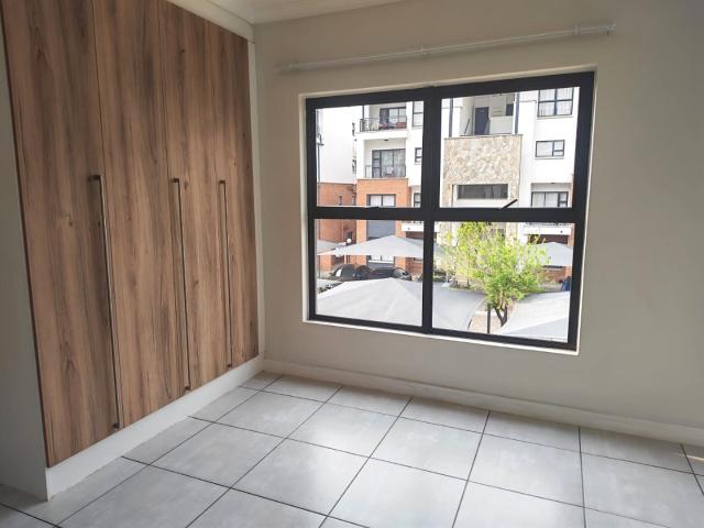 2 Bedroom Apartment / Flat To Rent in Blyde Riverwalk Estate