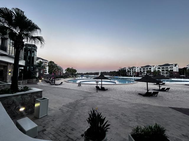 2 Bedroom Apartment / Flat To Rent in Blyde Riverwalk Estate