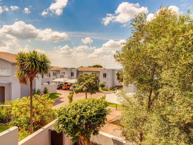 2 Bedroom Apartment / Flat To Rent in Broadacres