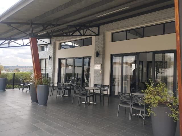 2 Bedroom Apartment / Flat To Rent in Bryanston