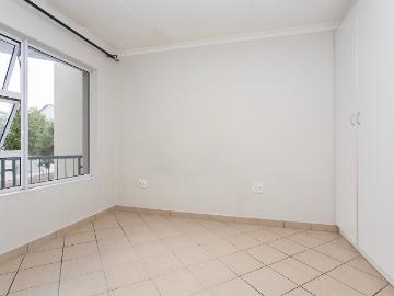 2 Bedroom Apartment / Flat To Rent in Buh Rein Estate