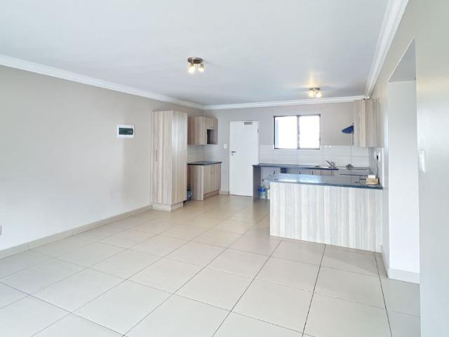 2 Bedroom Apartment / Flat To Rent in Chartwell