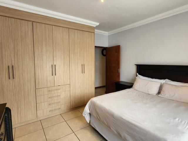 2 Bedroom Apartment / Flat To Rent in Comet