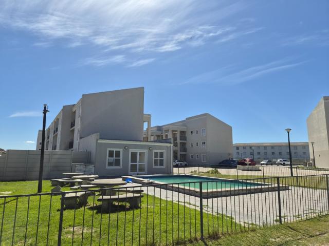 2 Bedroom Apartment / Flat To Rent in Costa Da Gama