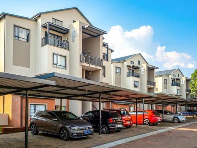 2 Bedroom Apartment / Flat to Rent in Crowthorne Ah