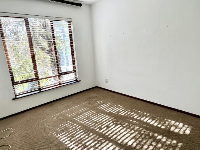 2 Bedroom Apartment / Flat To Rent in Craighall Park