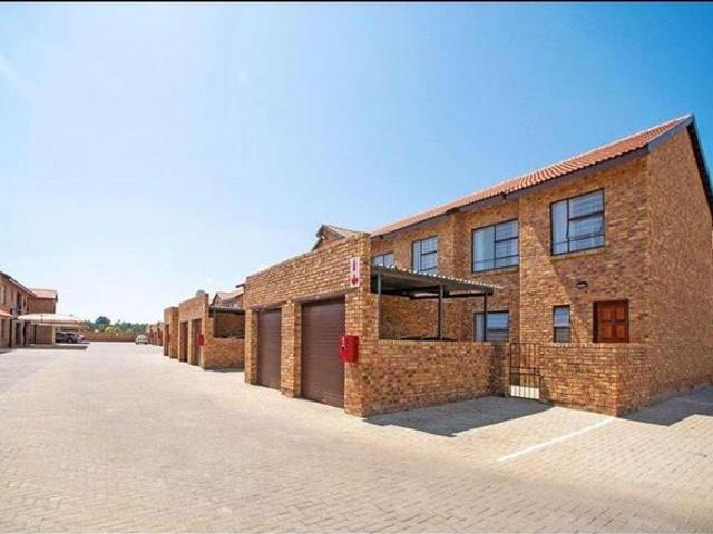 2 Bedroom Apartment / Flat to Rent in Crystal Park