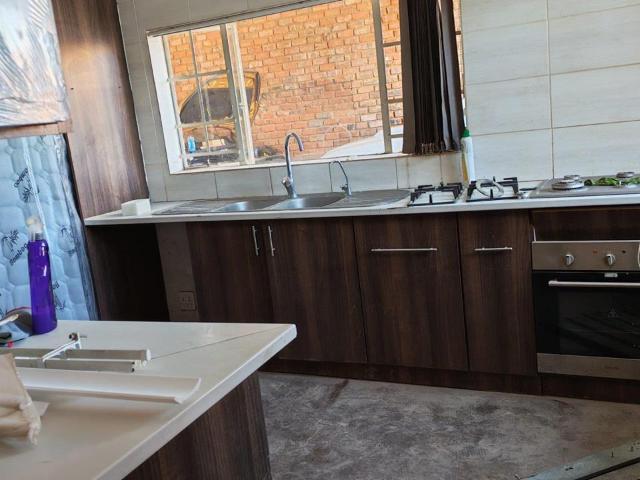 2 Bedroom Apartment / Flat to Rent in Doornpoort