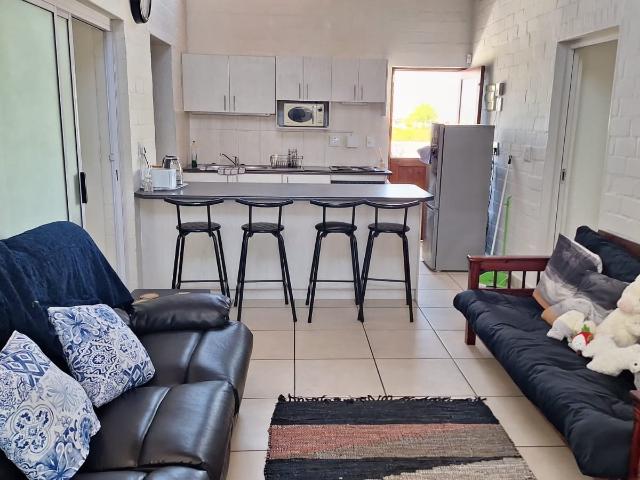 2 Bedroom Apartment / Flat To Rent in Dwarskersbos