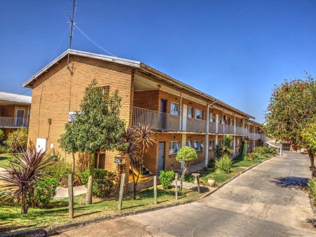 2 Bedroom Apartment / Flat to Rent in Edleen