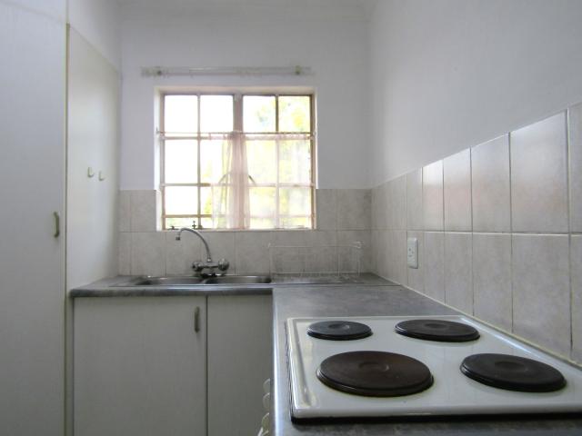 2 Bedroom Apartment / Flat To Rent in Eldoraigne