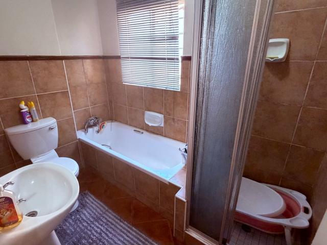 2 Bedroom Apartment / Flat To Rent in Equestria
