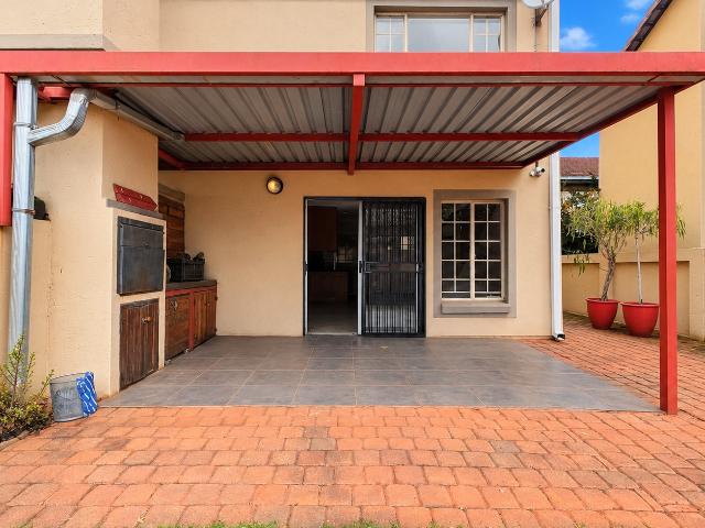 2 Bedroom Apartment / Flat To Rent in Equestria