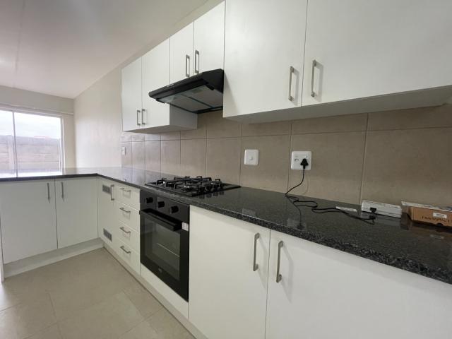2 Bedroom Apartment / Flat To Rent in Fairview