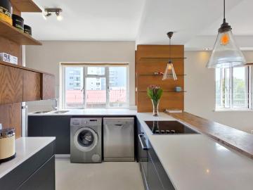 2 Bedroom Apartment / Flat To Rent in Green Point