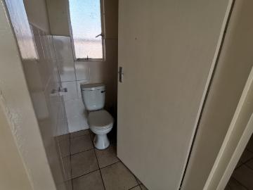 2 Bedroom Apartment / Flat To Rent in Greenhills