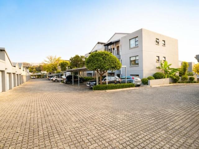 2 Bedroom Apartment / Flat To Rent in Greenstone Hill