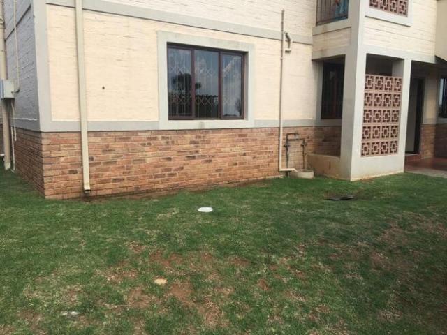2 Bedroom Apartment / Flat to Rent in Halfway Gardens