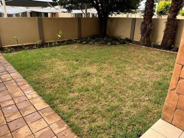 2 Bedroom Apartment / Flat to Rent in Halfway House