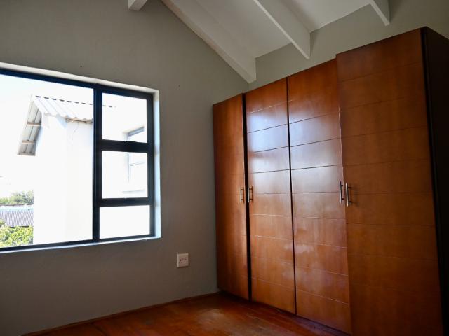 2 Bedroom Apartment / Flat To Rent in Hoedspruit