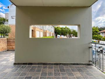 2 Bedroom Apartment / Flat To Rent in Houghton Estate