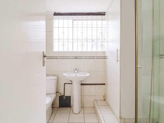 2 Bedroom Apartment / Flat To Rent in Hurlpark
