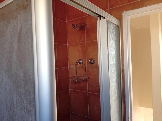 2 Bedroom Apartment / Flat To Rent in Illovo Beach