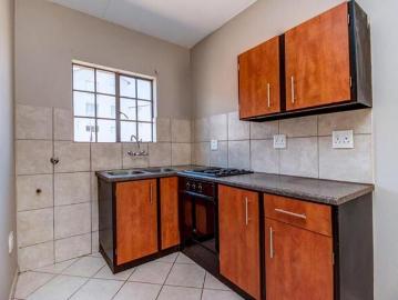2 Bedroom Apartment / Flat to Rent in Jabavu