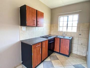 2 Bedroom Apartment / Flat to Rent in Jabavu