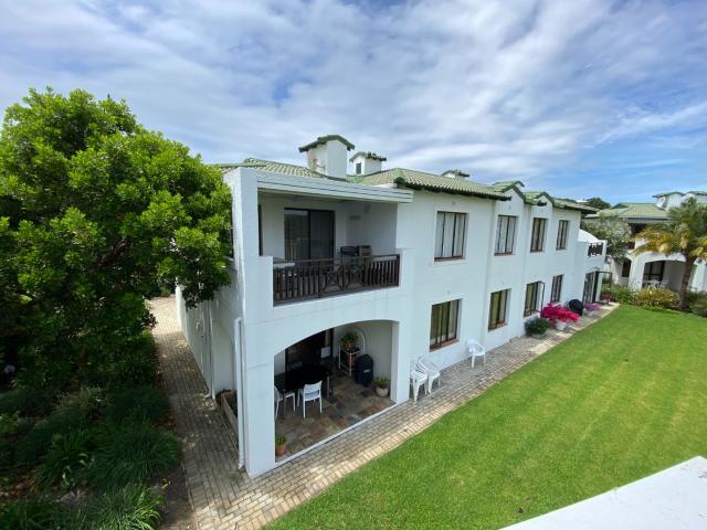 2 Bedroom Apartment / Flat To Rent in Keurbooms River