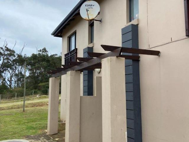 2 Bedroom Apartment / Flat to Rent in Kidds Beach
