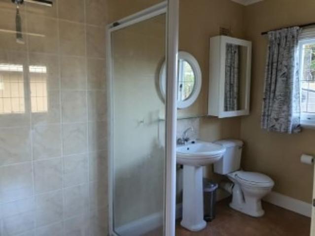 2 Bedroom Apartment / Flat To Rent in Kloof