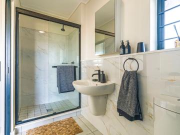 2 Bedroom Apartment / Flat To Rent in Kuils River South