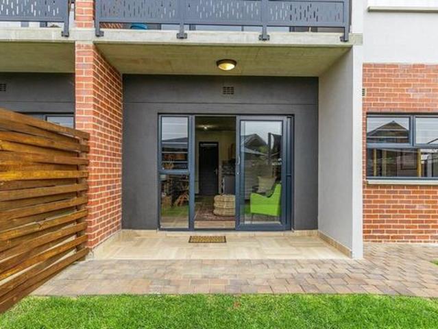 2 Bedroom Apartment / Flat to Rent in Kyalami Ah
