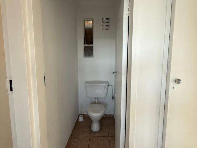2 Bedroom Apartment / Flat To Rent in La Rochelle