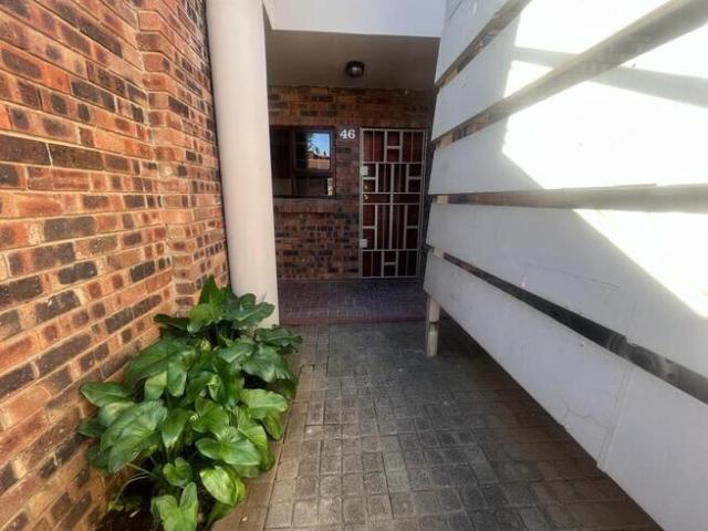 2 Bedroom Apartment / Flat to Rent in Langenhovenpark