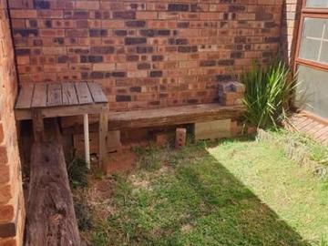 2 Bedroom Apartment / Flat to Rent in Langenhovenpark