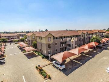 Lakefield, Lesedi Local Municipality, Sedibeng District Municipality, Gauteng, South Africa