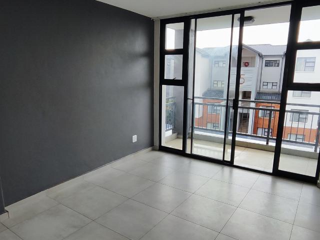 2 Bedroom Apartment / Flat To Rent in Lombardy Estate