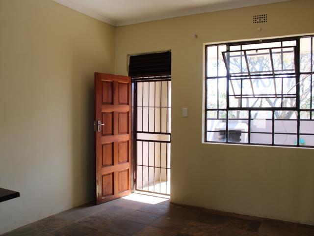 2 Bedroom Apartment / Flat To Rent in Magaliesburg
