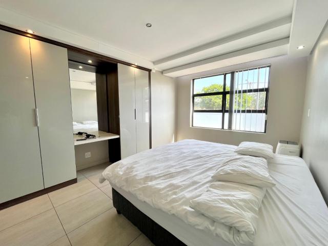 2 Bedroom Apartment / Flat To Rent in Menlo Park