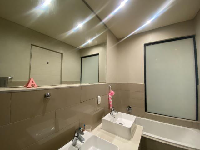 2 Bedroom Apartment / Flat To Rent in Menlo Park