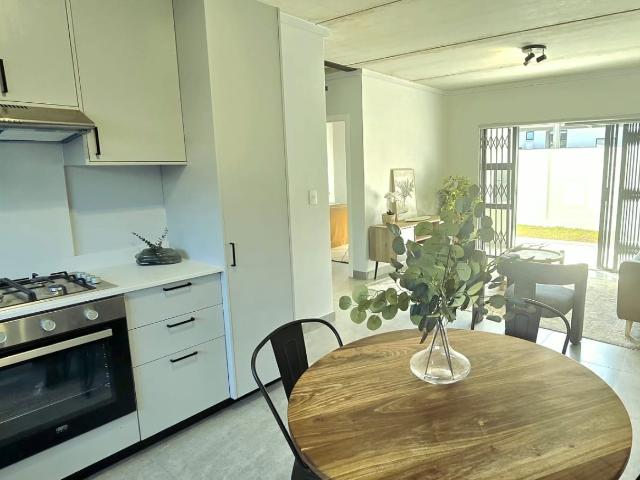 2 Bedroom Apartment / Flat To Rent in Menlo Park
